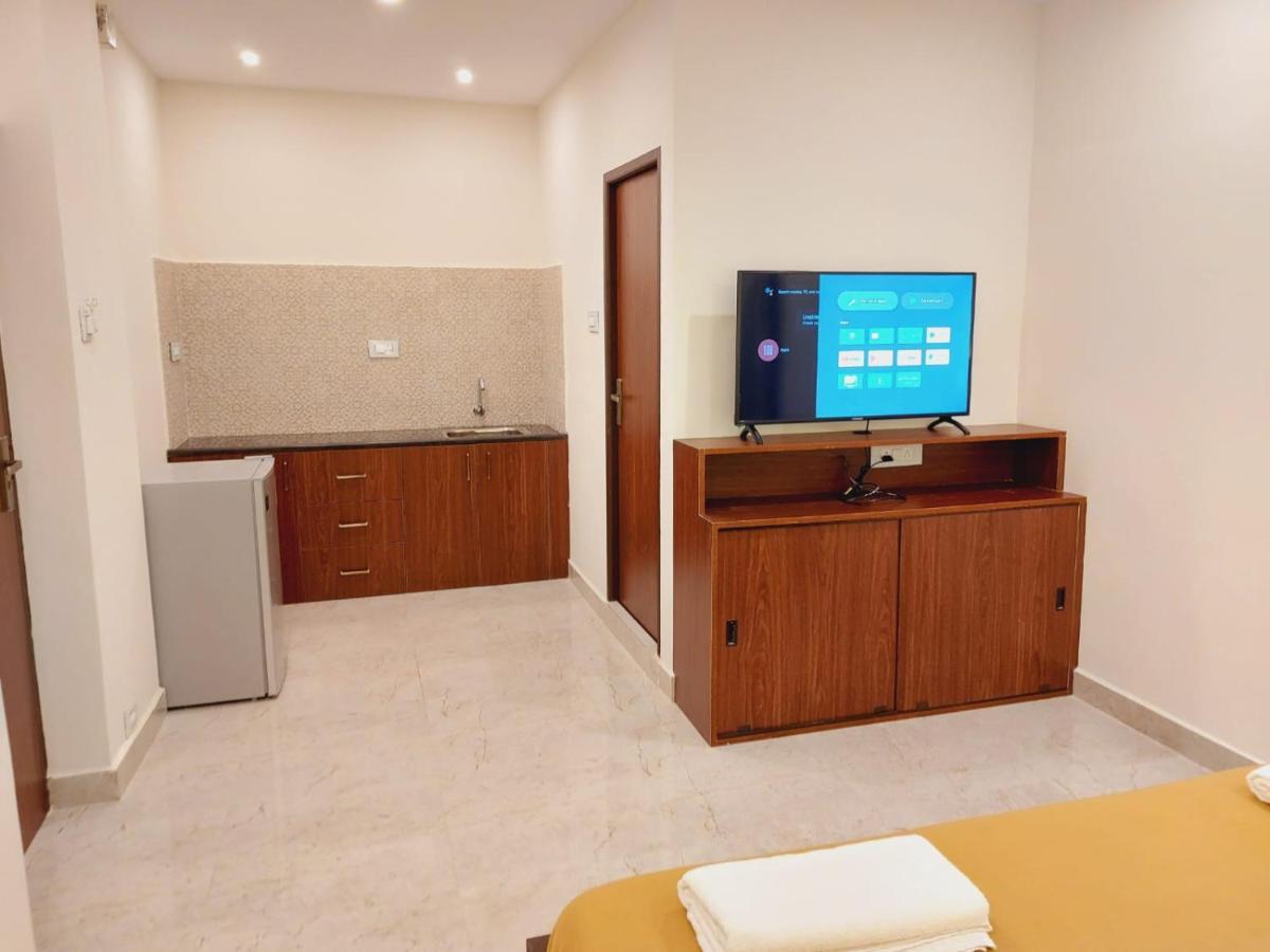 Chippy Residency Hotell Chennai Exteriör bild