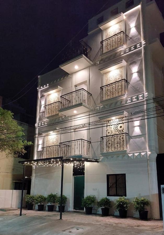 Chippy Residency Hotell Chennai Exteriör bild