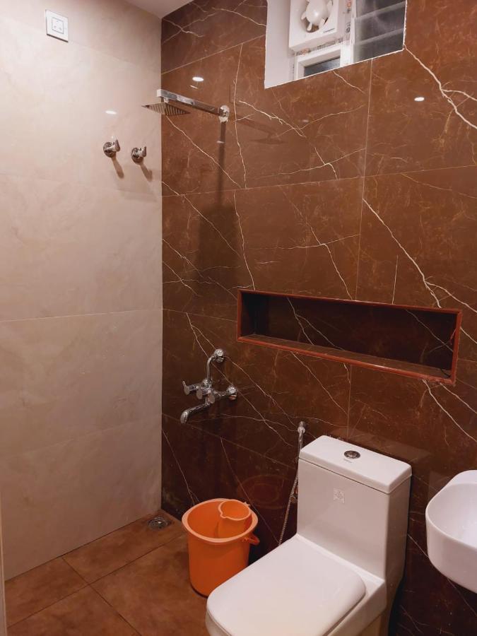 Chippy Residency Hotell Chennai Exteriör bild